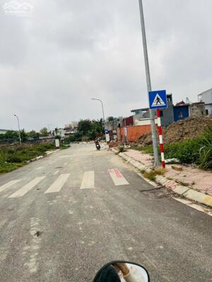 ️️Chào bán lô đất 46m2 cạnh chợ Hoa quả, TĐC Kiến Thiết giá chỉ có 2,6x tỷ -