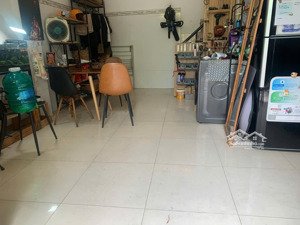 cho thuê nhà nc hxh nơ trang long, sử dụng 54m2, 1t 1l, 2 phòng ngủ, giá 8tr/th 