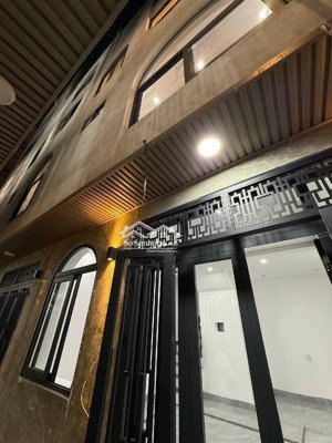 siêu phẩm yên hòa -cầu giấy nhà 5 tầng mới cứng, full nội thất mặt tiền 5m-ngõ 3m ba gác tránh 8 tỷ