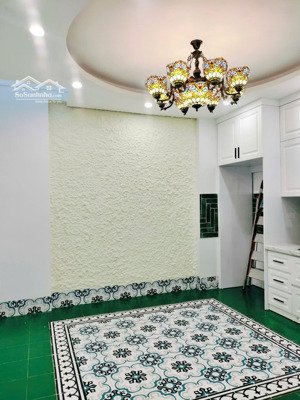 bán nhà ngõ thông tứ tung - oto đỗ cửa, quay đầu - hai thoáng trước sau - vị trí nhà thông các phố