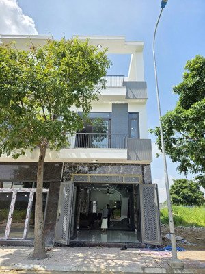 bán nhà 3 tấm kdc thuận giao gần vsip 1