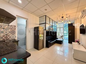 cho thuê studio cao cấp - mặt tiền ngô gia tự q5 - gần ngay đại học kinh tế ueh