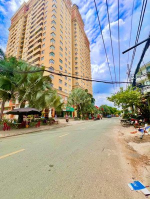 mặt tiền kinh doanh 12m bình tân sát bên tân phú - 2 tầng 4 x 15m - chỉ 6t hơn