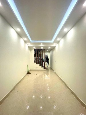 bán nhà 5 tầng phố yên hòa 55m2 giá 9.5 tỷ