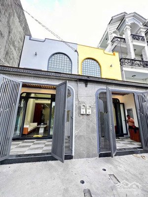 nhà mới 3 phòng ngủ (4x17)m thạnh lộc 40 gần trường cao đẳng điên lực