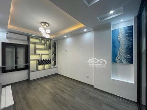 toà building phong cách hiện đại, ngay ngã tư lê trọng tấn, thu nhập khủng, chỉ 28,5 tỷ