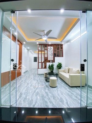 bán nhà vĩnh hưng 5 tầng 6 phòng ngủ ở hoặc cho thuê hái ra tiền, sát oto tránh, 35m2, 5.46 tỷ