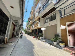 nhà phân lô - hồ đền lừ - ô tô ngủ trong nhà giá đầu tư - sổ hoa hậu