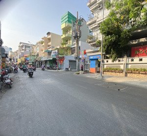 bán nhà góc 2 mặt tiền hxh 8m thích quảng đức - phú nhuận - 5 tầng - 19 tỷ tl