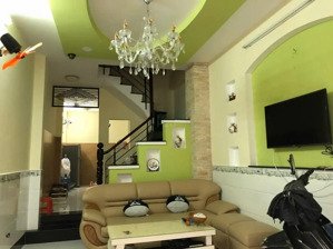 hiếm bán 6,5 tỷ tại huỳnh văn bánh sát phan đình phùng, q. pn, 38m2, 5pn, 5wc, 4 tầng, nhà rất đẹp