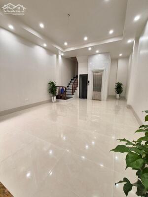 Bán nhà Tôn Đức Thắng - Mặt ngõ kinh doanh 30m ra phố - Nhà 6 tầng thang máy 45m2