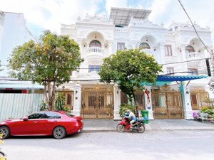 bán biệt thự khu vip lê trọng tấn - đường nguyễn hữu dật. đúc 4 tấm nhà mới đẹp, thang máy.