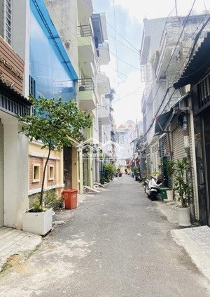 bán nhà 2 mặt hẻm xe hơi, giáp quận 1, cho thuê 40 tr/th, 63m2 (4.3x14,5m) 4 tầng, chỉ 10 tỷ tl