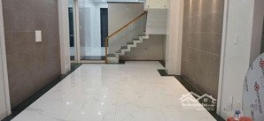 cv hoàng văn thụ - gara 2 ô tô hẻm xe hơi tránh 82m sát mặt tiền chỉ 16.8 tỷ