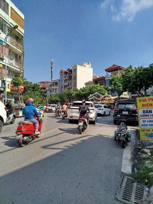 bán nhà mặt phố đa sỹ siêu hiếm có thang máy