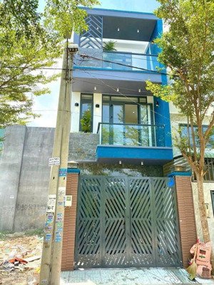 bán nhà 1 trệt 2 lầu đường 8 lò lu- cạnh khu đô thị đông tăng long, p trường thạnh, quận 9