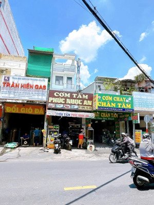 mt 323 tân kỳ tân quý đối diện điện máy chợ lớn. dt: 4mx23m, 4 tầng. giá 15tỷ tl