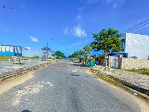 chủ gửi bán lô đất khu số 9 - diện tích 110m giá 2,47 tỷ