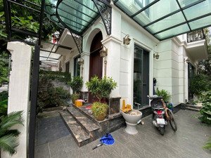 bán biệt thự sl vinhomes green bay- mễ trì- hà nội, dt150, 4tầng+hầm,cực hiếm nhà bán, giá 105 tỷ