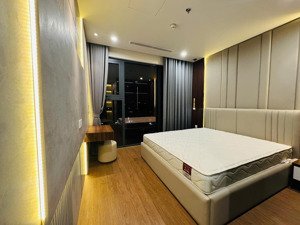 chính chủ cho thuê căn hộ 120m2 3pn full đồ đẹp chỉ 19tr/th tại golden palace - mễ trì 