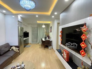 chính chủ bán chcc tại goldseason - 2n2w - giá 6 tỷ - dt 59m2 - nt đầy đủ - pháp lý sẵn giao dịch