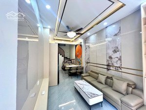 chủ cần bán gấp căn nhà đường ngô quyền hà đông để cho con đi du học