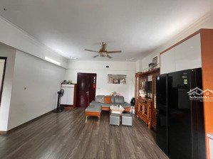 anh trai em chính chủ cần bán 68m2 toà ct4b linh đàm giá rẻ