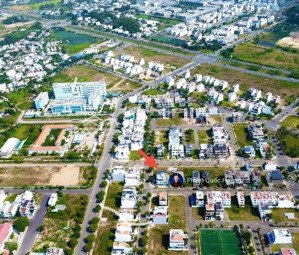 lô góc ngã 4 đẹp giá chỉ 48.5tr, đường rộng 18m . trục chính gói 2 mỹ gia . hoàng ạ .