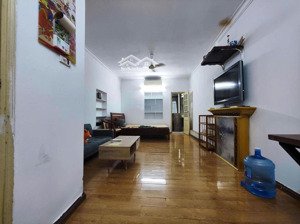 cho thuê căn hộ tập thể tầng 3 - phố ngọc hà, ba đình