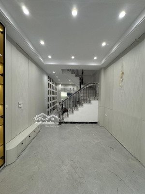 bán siêu phẩm dòng tiền, hàng hiếm lĩnh nam 36,6m 5tầng 7pn giá chỉ 6,95tỷ tầm giá ko có đối thủ