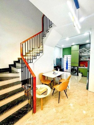 tân phú - bán nhà 2 tầng gần chợ tân hương - 64m2 - sát mt