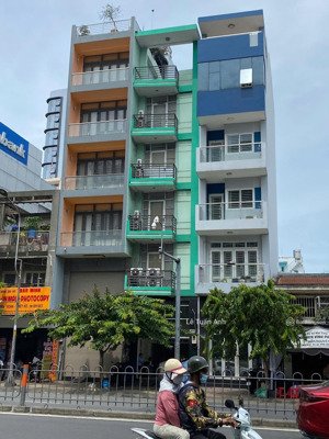 mặt tiền an dương vương, p3. quận 5. dt: 4.1x20m- 6 tầng, thang máy. ct: 100tr/th. giá 35.5 tỷ tl