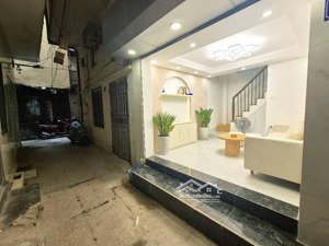 ba đình 3 ngủ nhà đẹp - ngõ thông kinh doanh - 5tầng - 4,6 tỷ