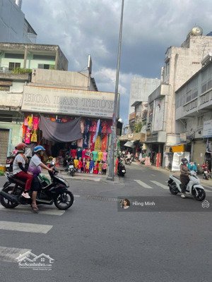 ngay chợ tân bình - mặt tiền kinh doanh lạc long quân - dt 6x11m - 2 tầng - căn góc - giá 13,5 tỷ