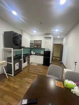 bán nhanh căn 1pn 46m2 pegasuite giá 2.35 tỷ, ht vay 1.4 tỷ. lh: 