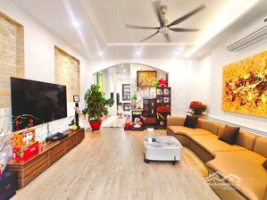 hiếm lê văn lương quận 7 - nội thất vô cùng sang trọng - 5.1x17.8m - 7 tỷ 1