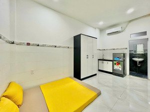 phòng trọ lê văn sỹ q.3, full nội thất mới, thang máy, cửa sổ sáng - tiện nghi!