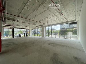 shop vip nhất toà n02 berriver jadin, lô góc 2 mặt (đb - đn), dt : 272m , lh trực tiếp : 