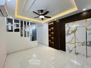 vị trí siêu đẹp mà giá 1,65 tỷ ở đ.nguyễn đình chiểu, p. đông hòa, dĩ an cách làng đại học 5p đi xe