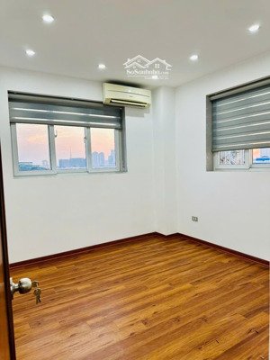 bán gấp căn hộ 2pn 1wc tại nam trung yên, 4,5 tỷ, 59m2 giá tốt