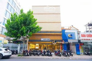 bán gấp tòa nhà mt tân sơn nhì, tân phú (8 x 32m) 5 tầng hđt 120tr/tháng, bán 50 tỷ tl