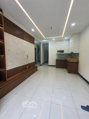 nhà đẹp giá hạt dẻ nhất khu bắc từ liêm. lh để xem nhà