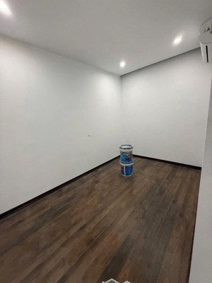 bán nhà tt hơn 1 tỉ 45m2 2 phòng ngủ 2 khách 2 wc, gần học viện tài chính, đông ngạc bắc từ liêm