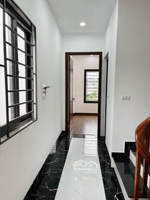 bán nhà vĩnh quỳnh * dt 40m2*5 tầng * giá 4.7 tỷ. nhà đẹp ở ngay ô tô cách nhà 30m