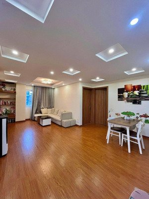 bán căn hộ n01 yên hoà - trung kính 80m -2 pn -2wc chỉ 4,95 tỷ có thể sửa 3 phòng ngủ giá cực rẻ