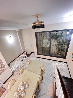 bán gấp nhà phạm văn đồng, gần cv hòa bình, 32m2, 5 tầng, mặt tiền 3,6m, giá 7,1 tỷ