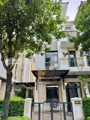 cho thuê nhà nguyên căn 105m2 verosa khang điền quận 9.