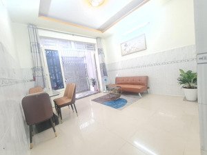 bán nhà thạnh lộc 15, an phú đông chính chủ giá 2 tỷ950tr hỗ trợ vay ngân hàng
