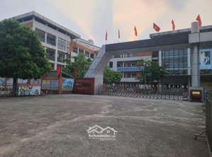 bán nhà kim giang, dân xây chắc chắc, diện tích 49,5m2 giá 9,6 tỷ. cách kđt 20m