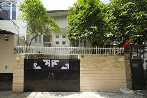 Nhà cho thuê nguyên căn rộng đẹp kiểu biệt thự mini trệt, lầu (8m x 15m) 3PN, 3WC